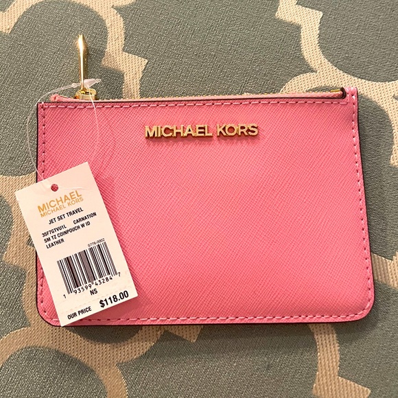 Michael Kors Handbags - 🎉2x HP🎉NWT Michael Kors Jet Set Pink Wallet